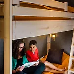 Hotel Des Trois Hiboux Plailly