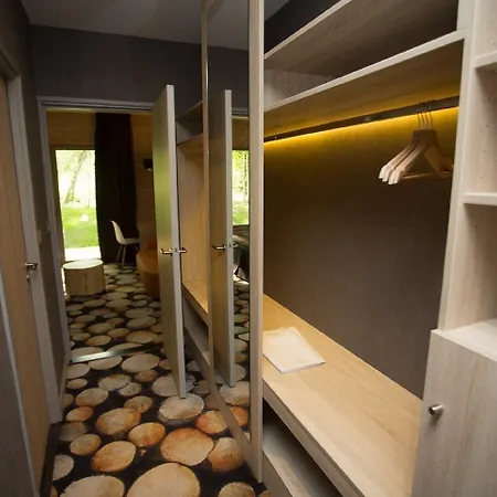 Des Trois Hiboux 3* Plailly