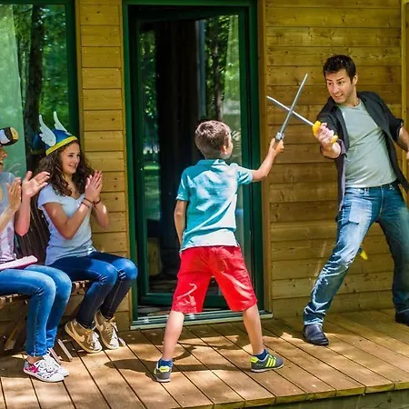 Hotel Des Trois Hiboux Plailly