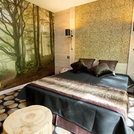 Hotel Des Trois Hiboux Plailly