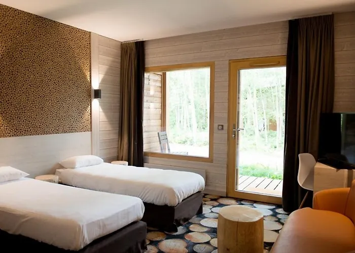 Des Trois Hiboux Plailly