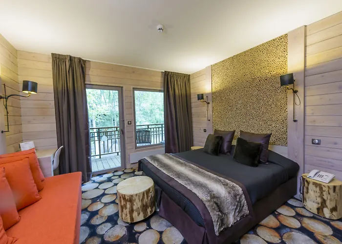 Des Trois Hiboux Hotel Plailly