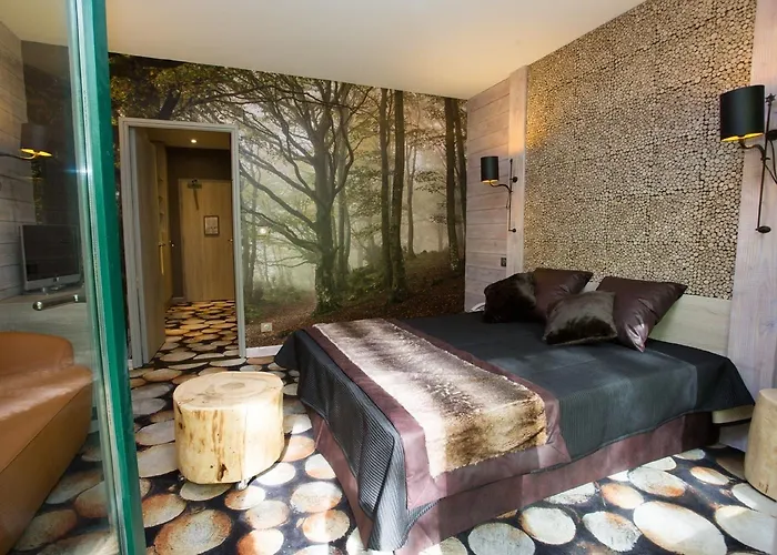 Hotel Des Trois Hiboux Plailly