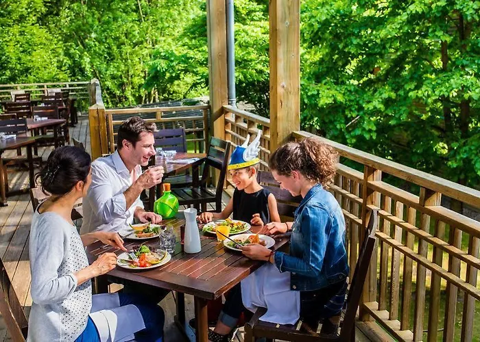 Des Trois Hiboux Plailly